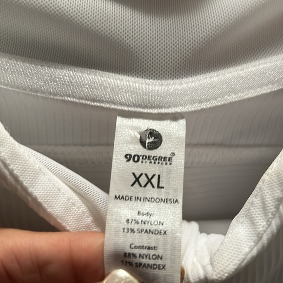 White XXL PTP 20 in . Half zip up - Picture 2 of 3